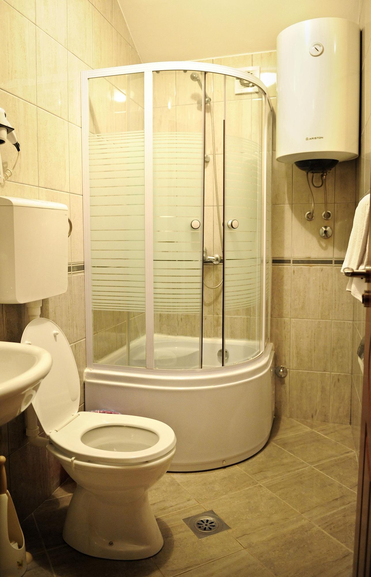 Hotel Evropa Podgorica Eksteriør bilde