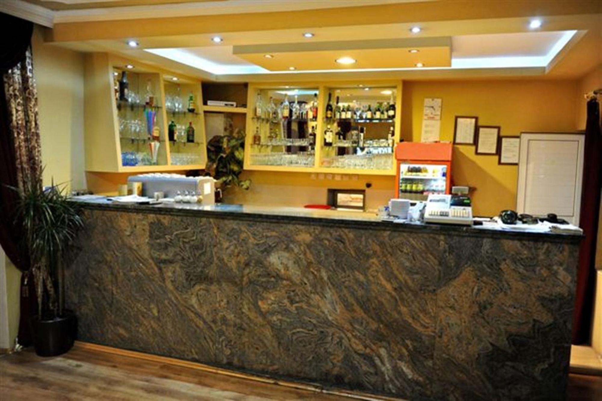 Hotel Evropa Podgorica Eksteriør bilde